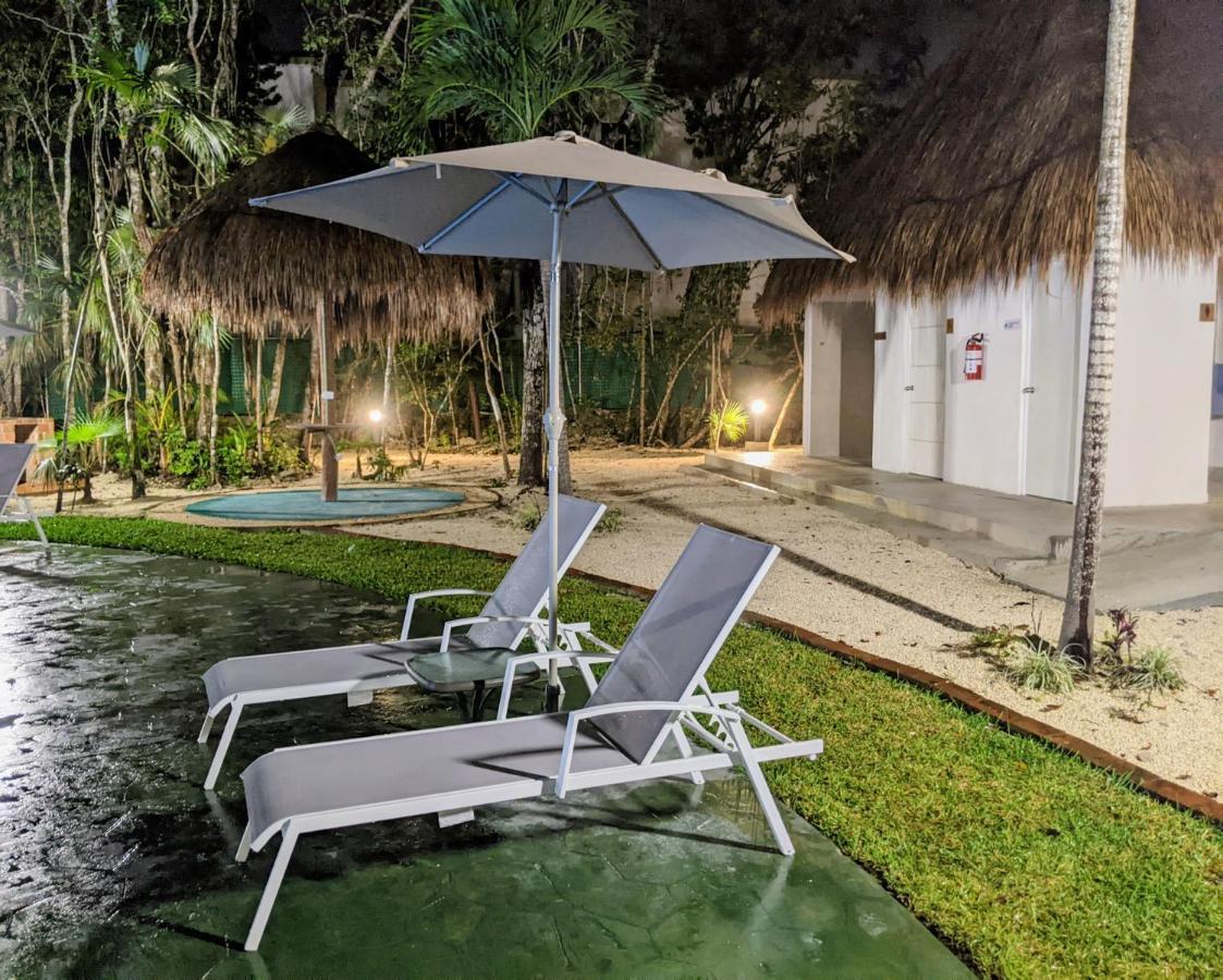 2-Bedroom Condo By The Jungle W/ Swimming Pool Puerto Morelos Bagian luar foto