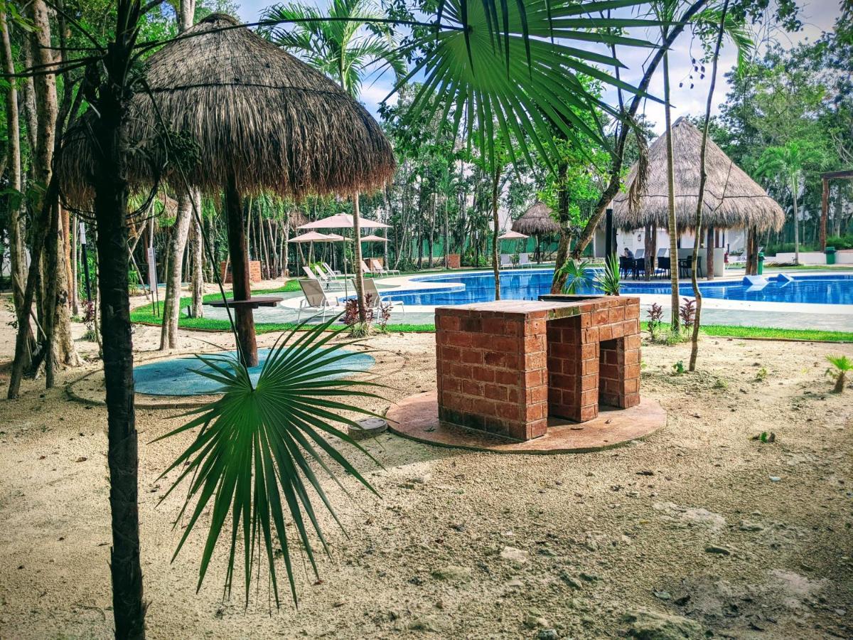 2-Bedroom Condo By The Jungle W/ Swimming Pool Puerto Morelos Bagian luar foto